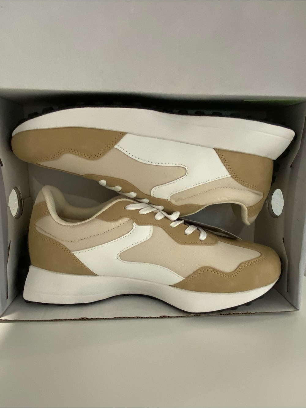 Serra Ladies Casual Sneakers Beige Cream White Comfort Walking Shoes Womens 9